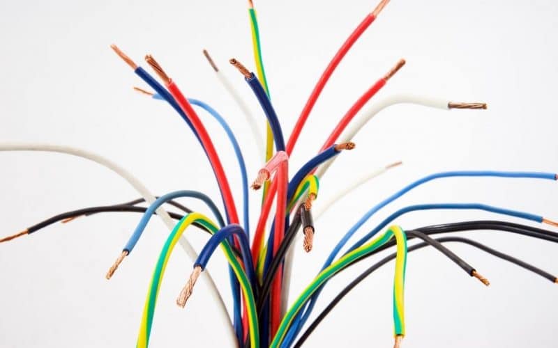 comprar as melhores marcas de fios e cabos deve ser a sua única opção