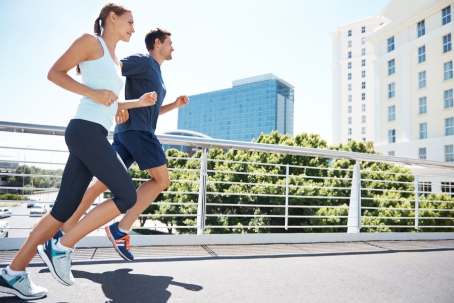 Descubra o que é PACE na corrida, como calcular seu ritmo ideal e use nossa calculadora para melhorar sua performance em treinos e provas.